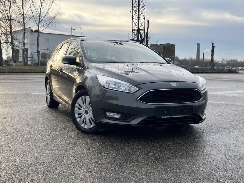 Photo 1 - Ford Focus 2016 y Wagon