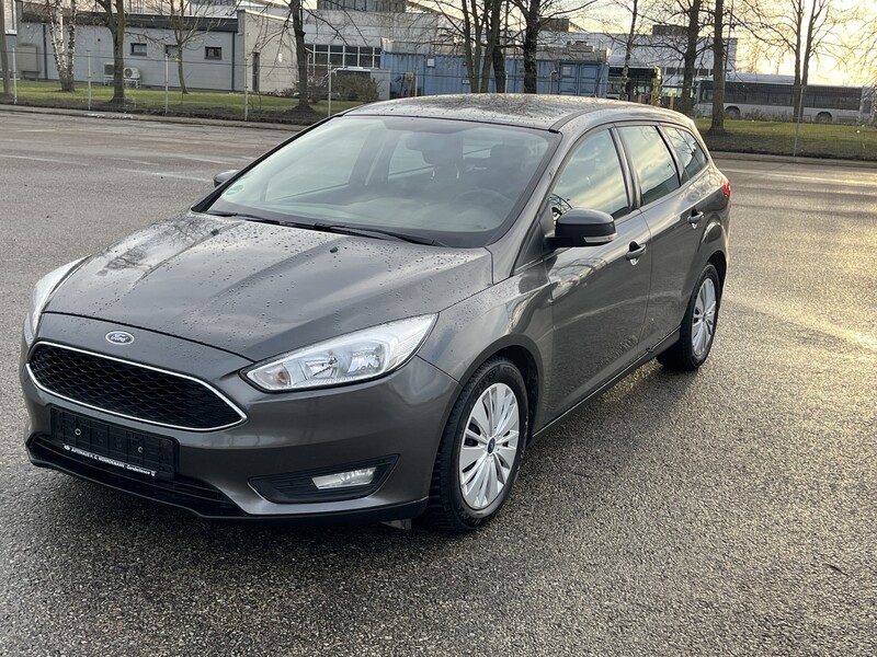 Photo 3 - Ford Focus 2016 y Wagon