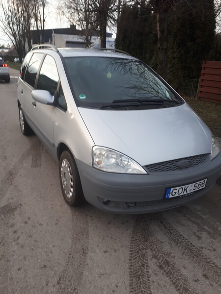 Photo 2 - Ford Galaxy 2002 y Van