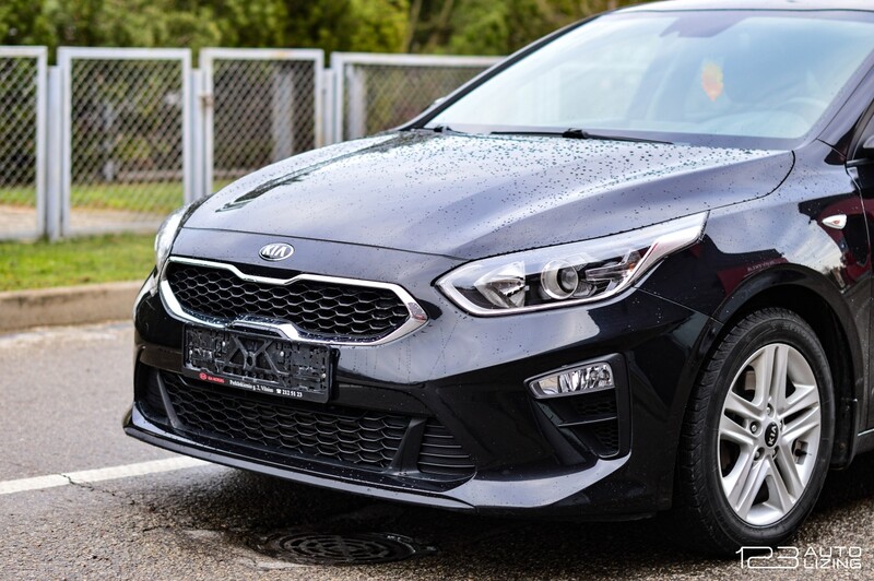 Photo 2 - Kia cee'd 2021 y Hatchback