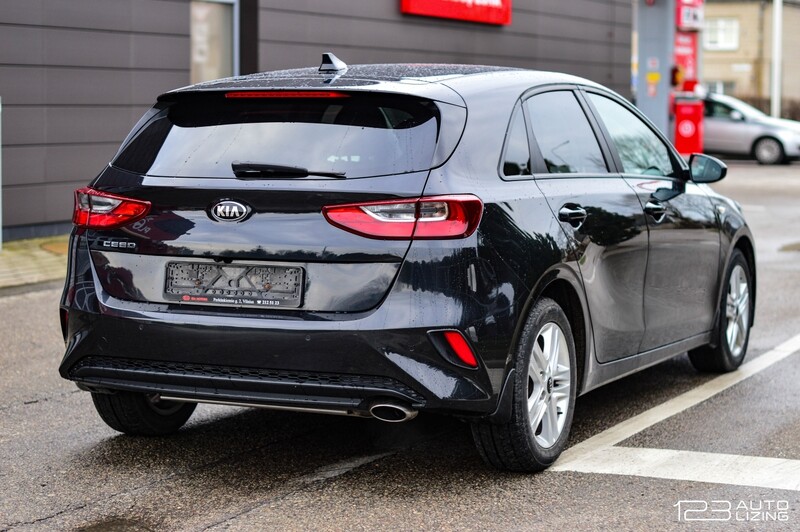 Photo 5 - Kia cee'd 2021 y Hatchback