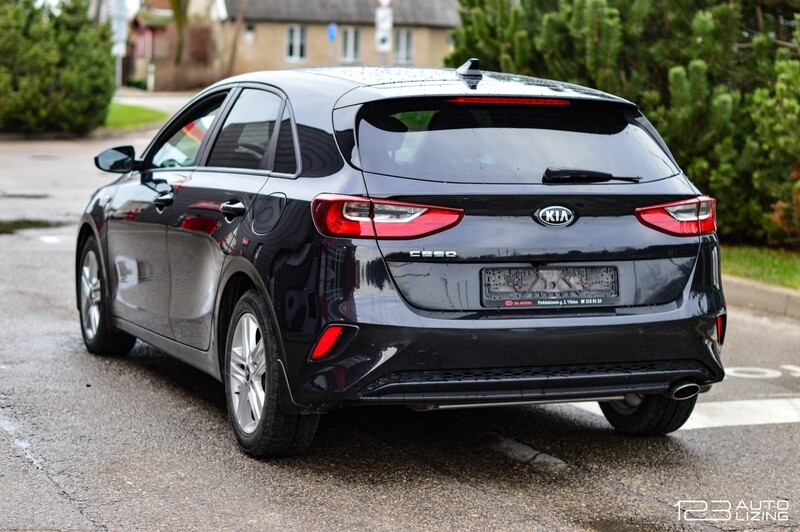 Photo 6 - Kia cee'd 2021 y Hatchback