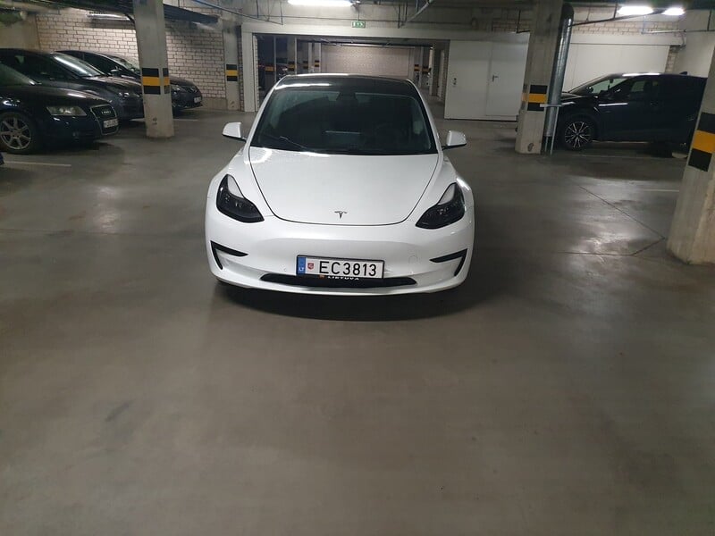 Фотография 1 - Tesla Model 3 2021 г Седан