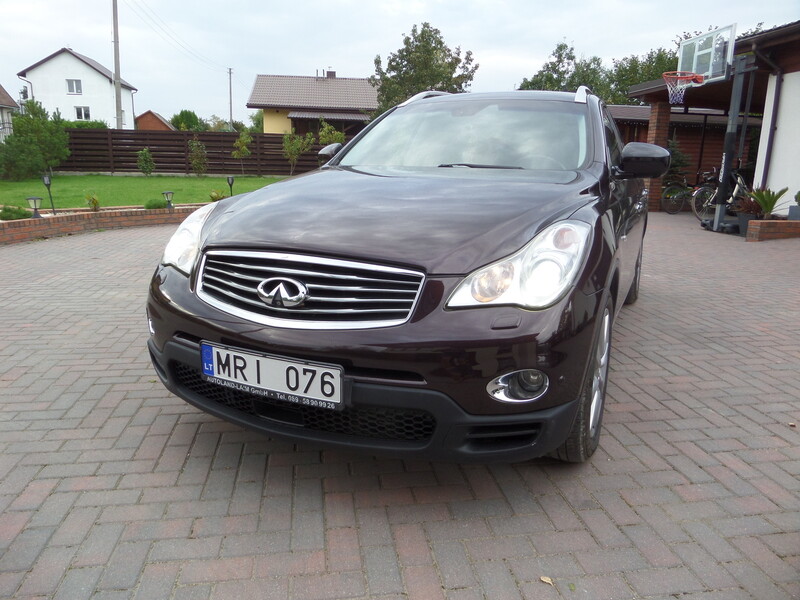 Photo 1 - Infiniti EX30 2010 y Hatchback