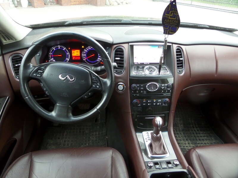 Photo 6 - Infiniti EX30 2010 y Hatchback