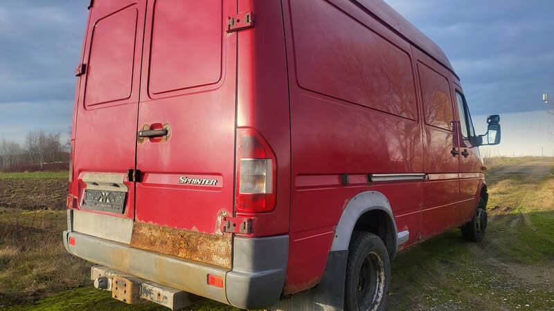 Фотография 4 - Mercedes-Benz Sprinter 2005 г Грузовой микроавтобус