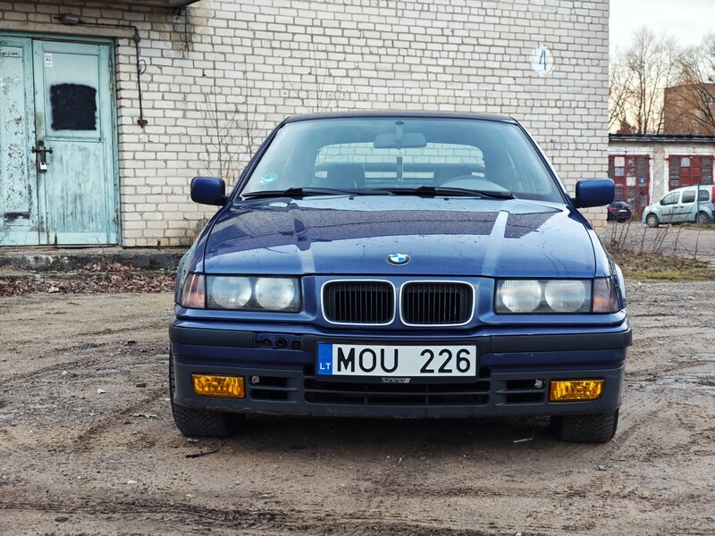 Nuotrauka 1 - Bmw 316 1994 m Hečbekas