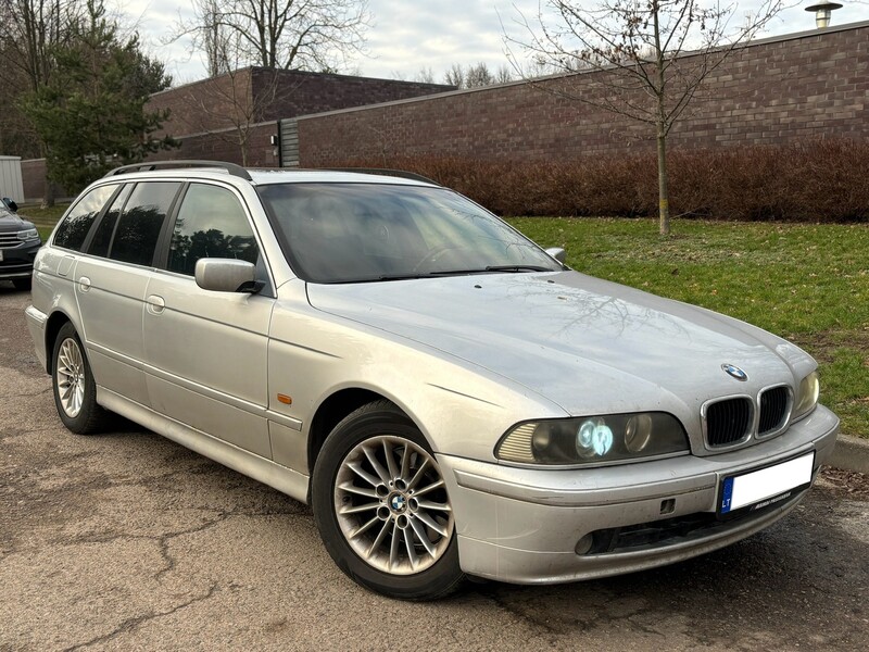 Фотография 1 - Bmw 530 2002 г Универсал