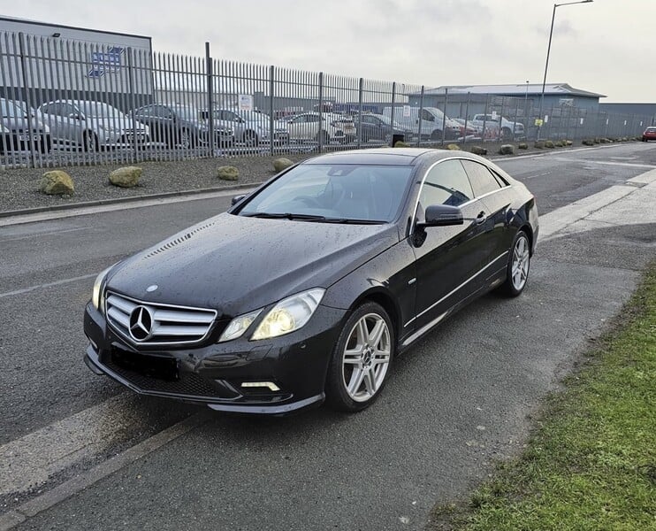 Photo 1 - Mercedes-Benz E 350 2010 y Coupe