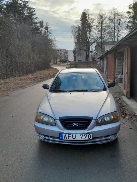 Photo 3 - Hyundai Elantra 2004 y Sedan