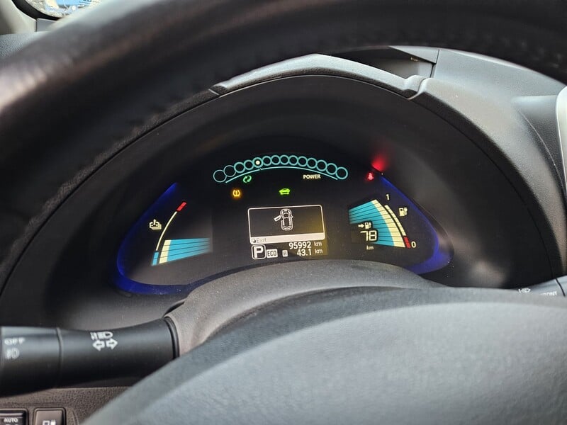 Photo 20 - Nissan Leaf 2014 y Hatchback