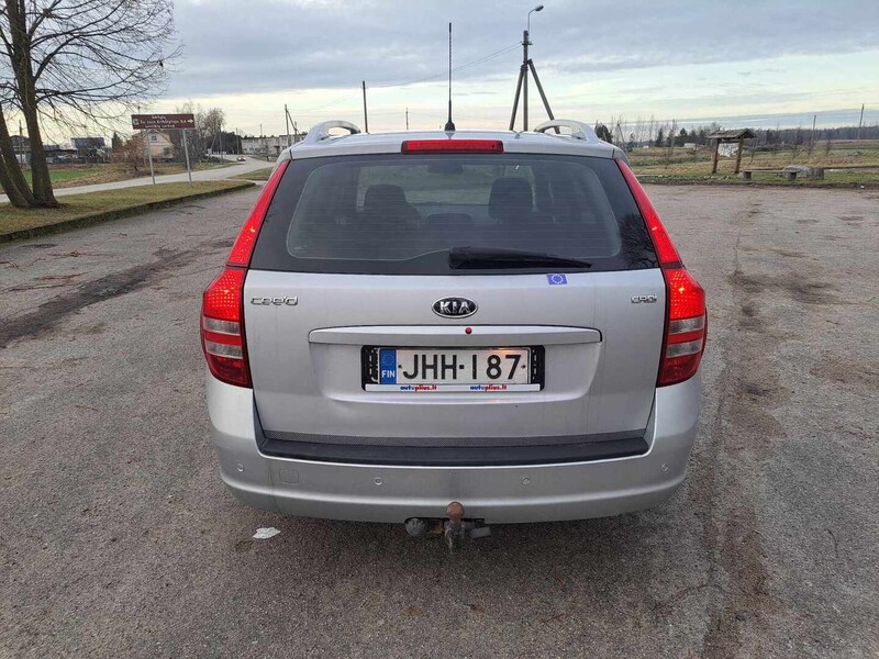 Photo 12 - Kia Cee'd 2008 y Wagon