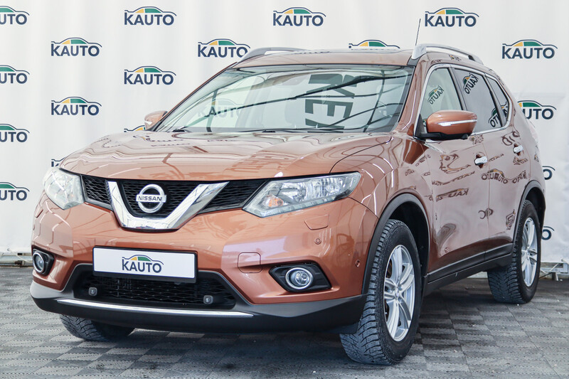 Фотография 1 - Nissan X-Trail 2015 г Внедорожник / Кроссовер