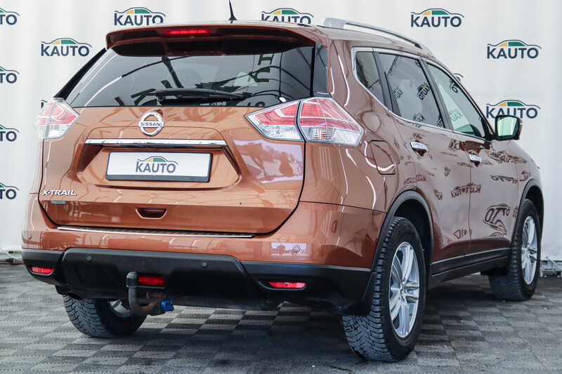 Фотография 3 - Nissan X-Trail 2015 г Внедорожник / Кроссовер