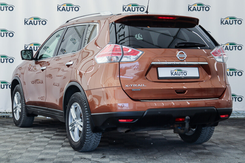 Фотография 4 - Nissan X-Trail 2015 г Внедорожник / Кроссовер