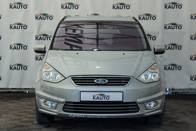 Photo 6 - Ford Galaxy 2011 y Van