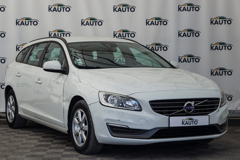 Фотография 2 - Volvo V60 2013 г Универсал