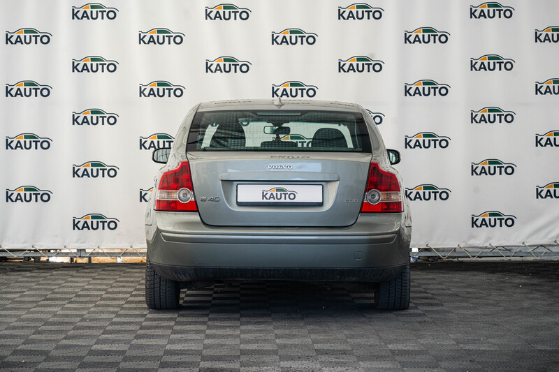 Photo 6 - Volvo S40 2007 y Hatchback