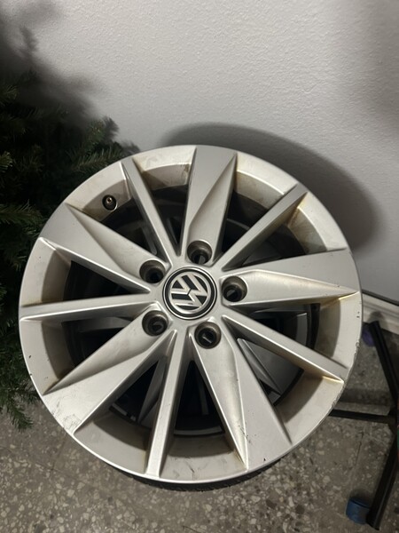 Photo 1 - Volkswagen light alloy R15 rims