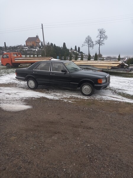 Фотография 8 - Mercedes-Benz 300 1980 г Седан