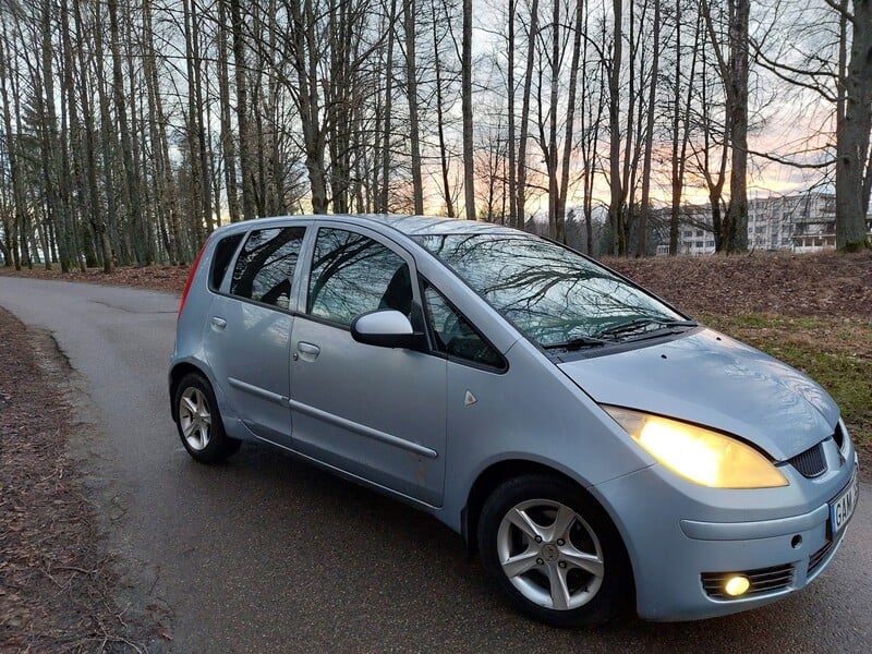 Фотография 8 - Mitsubishi Colt 2007 г Хэтчбек