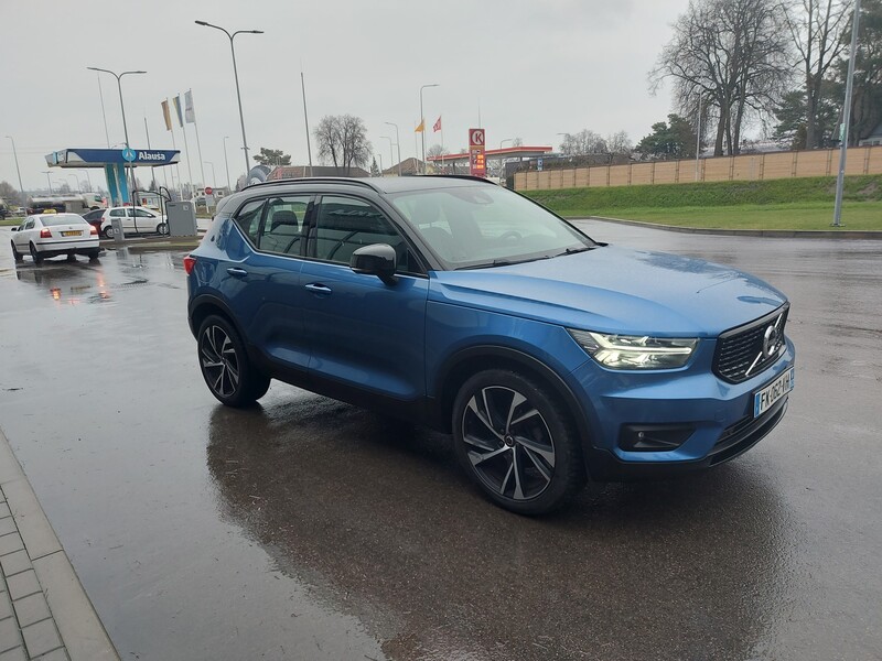 Фотография 7 - Volvo XC40 2019 г Внедорожник / Кроссовер