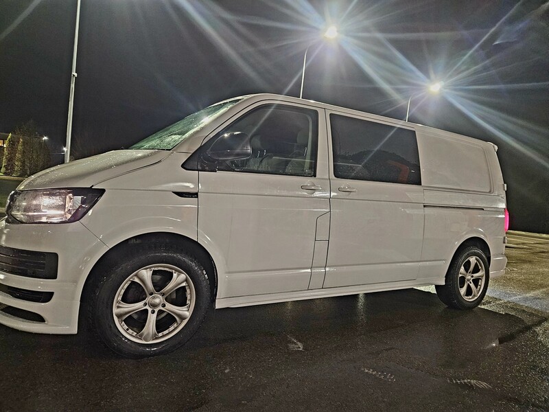 Photo 1 - Volkswagen Transporter 2011 y Minibus