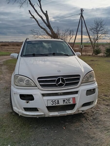 Photo 1 - Mercedes-Benz ML 400 2003 y Off-road / Crossover