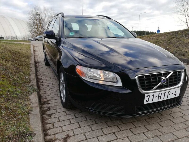 Photo 2 - Volvo V70 2009 y Wagon