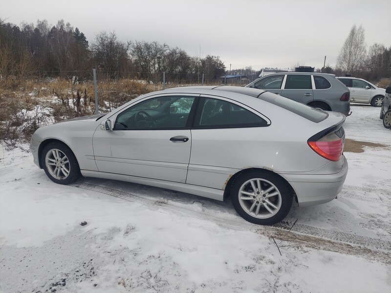 Фотография 5 - Mercedes-Benz C 230 2004 г Купе