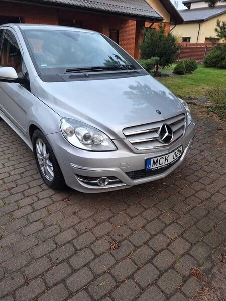 Nuotrauka 1 - Mercedes-Benz B 200 2009 m Universalas