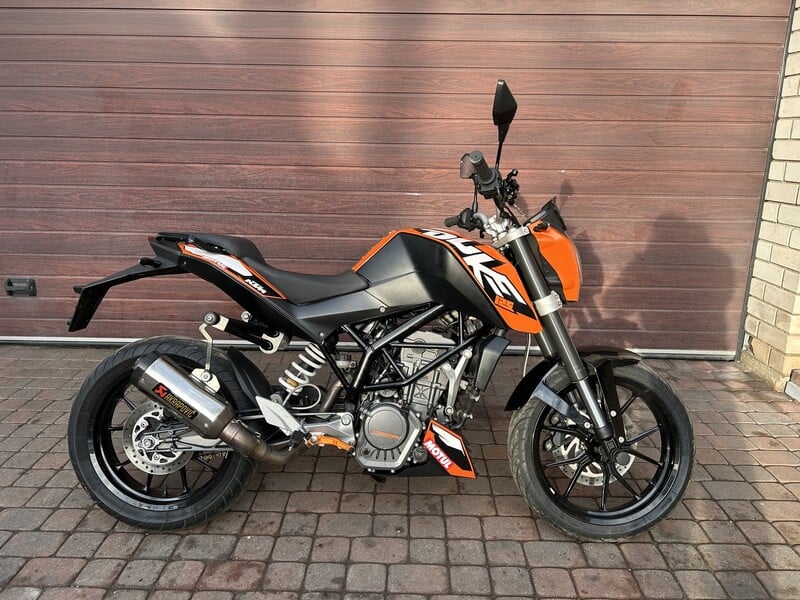 Nuotrauka 1 - KTM Duke 2011 m Klasikinis / Streetbike motociklas