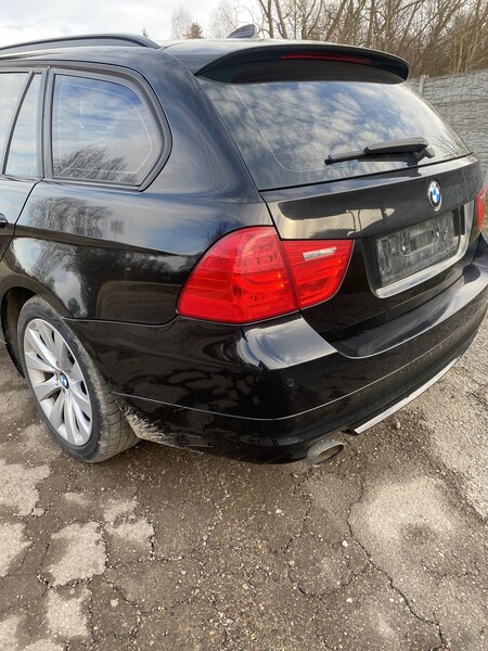 Nuotrauka 16 - Bmw Serija 3 2011 m dalys