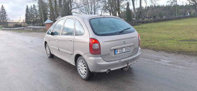 Photo 6 - Citroen Xsara Picasso 2003 y Van