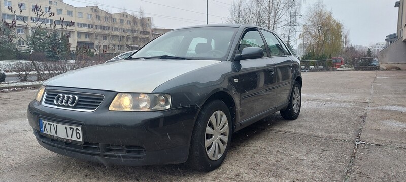 Photo 2 - Audi A3 2002 y Hatchback