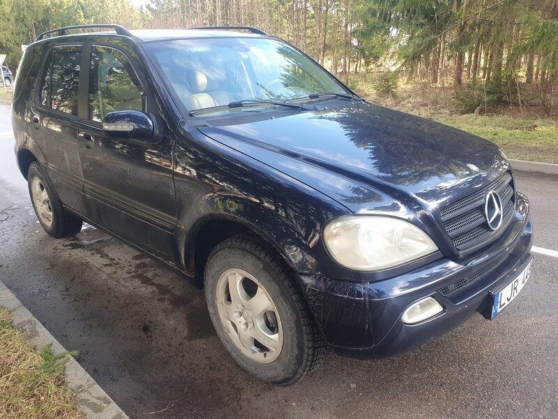 Photo 2 - Mercedes-Benz ML 270 2005 y Off-road / Crossover