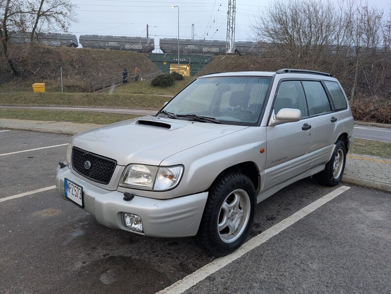 Photo 1 - Subaru Forester 2000 y Off-road / Crossover