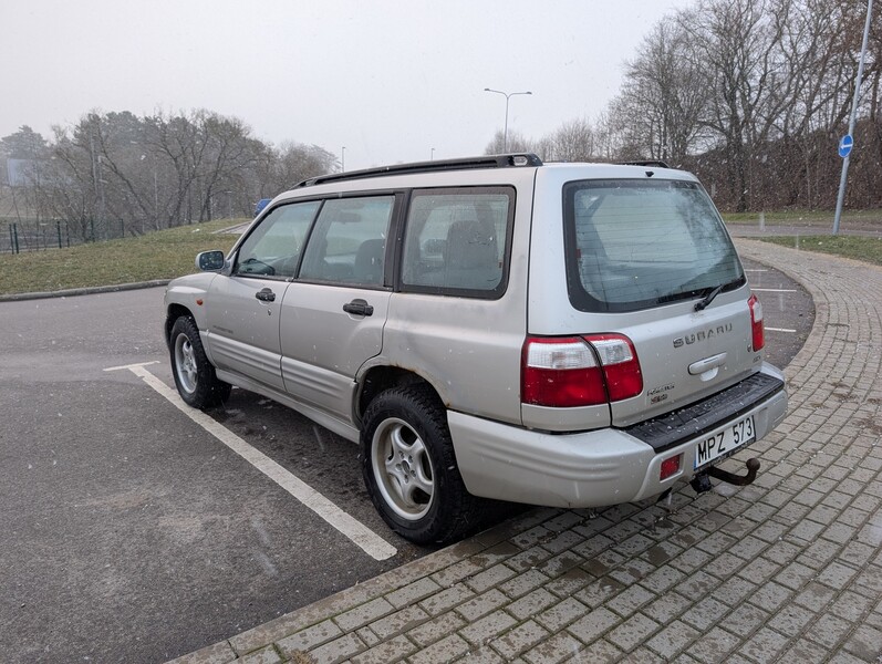 Photo 7 - Subaru Forester 2000 y Off-road / Crossover