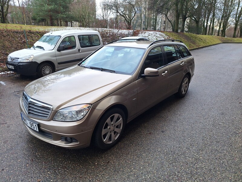 Photo 14 - Mercedes-Benz C 200 2010 y Wagon