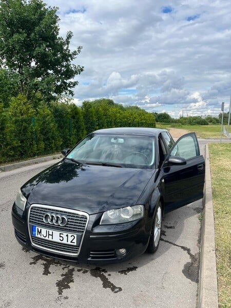 Photo 1 - Audi A3 2004 y Hatchback