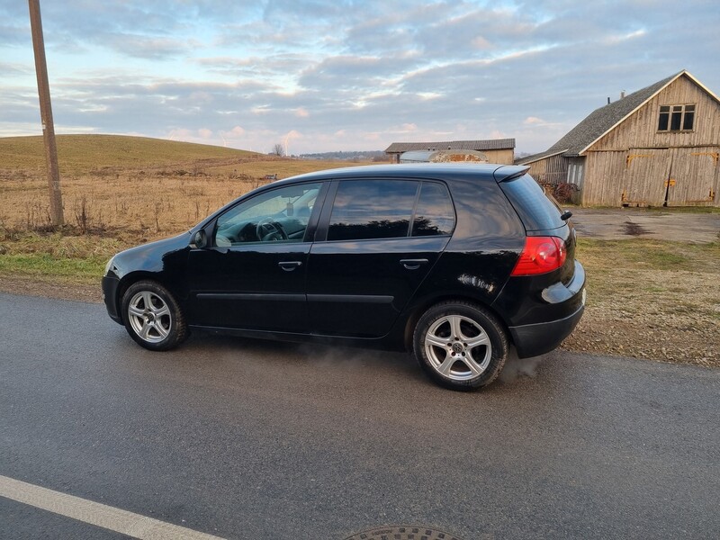 Photo 6 - Volkswagen Golf 2004 y Hatchback