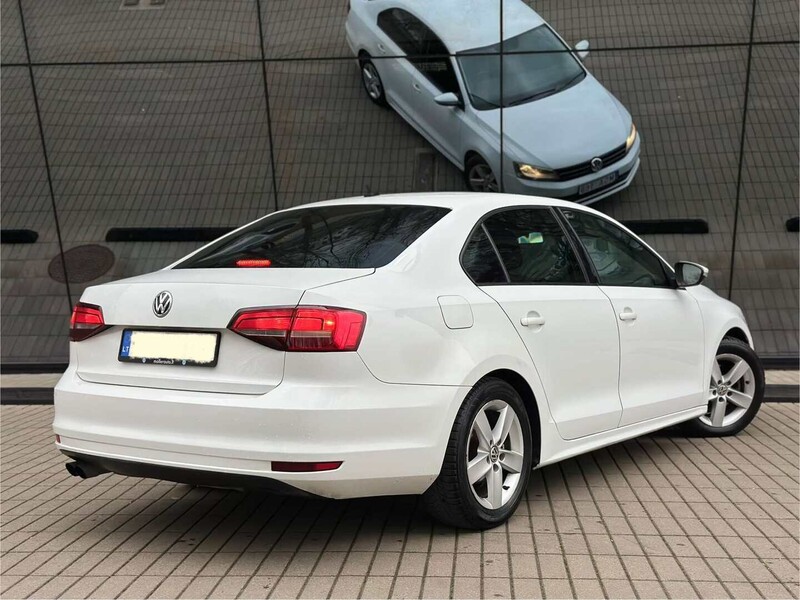 Photo 9 - Volkswagen Jetta 2015 y Sedan