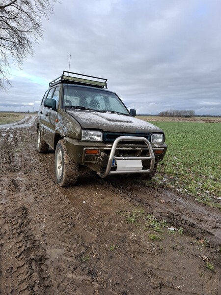 Nuotrauka 12 - Nissan Terrano 1995 m Visureigis / Krosoveris