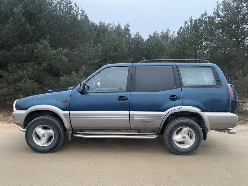 Nuotrauka 1 - Nissan Terrano 2000 m Visureigis / Krosoveris