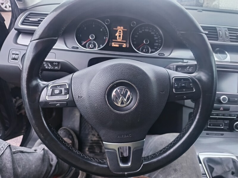 Nuotrauka 23 - Volkswagen Passat 2011 m Sedanas