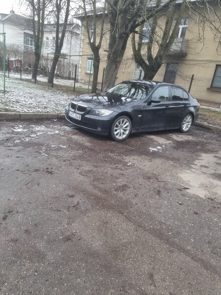 Photo 2 - Bmw 320 2008 y Sedan