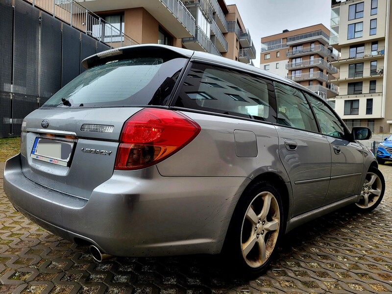 Photo 1 - Subaru Legacy 2006 y Wagon