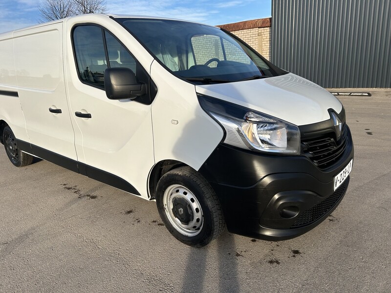 Фотография 6 - Renault Trafic 2018 г Грузовой микроавтобус