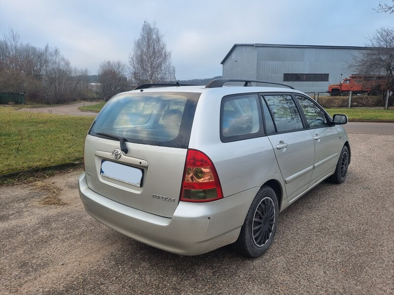 Nuotrauka 4 - Toyota Corolla 2005 m Universalas