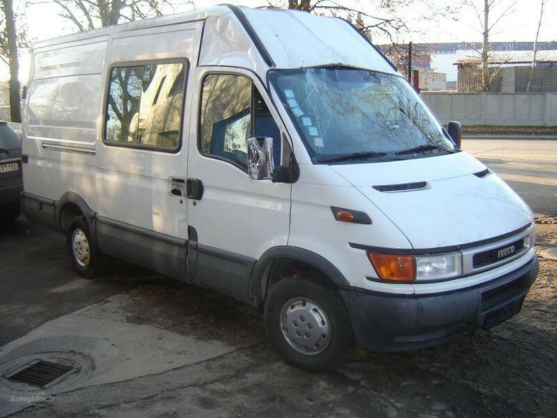 Iveco Daily 35S13 2001 m dalys